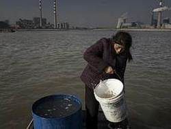 Китай бьет рекорды по содержанию лекарств в воде