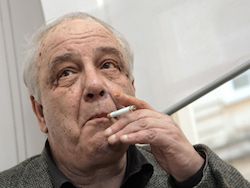 Диссидента Буковского ввели в состояние искусственной комы