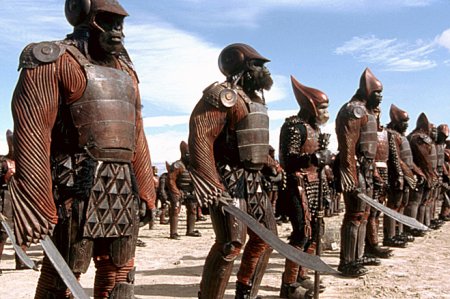 Примат примату — волк. Почему люди постоянно воюют и сколько это будет продолжаться