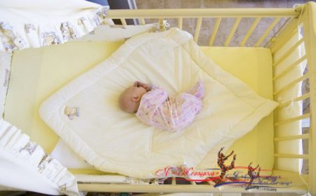 Сколько в Харькове стоит кроватка для новорожденного?