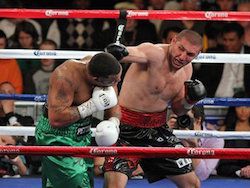 Переживший инсульт российский боксер начал разговаривать