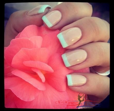 Интересные интерпретации французского маникюра