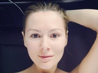 30-летняя Мария Кожевникова поделилась снимком без косметики - «Звезды без макияжа»