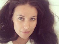 37-летняя Оксана Федорова поразила снимком без макияжа (фото) - «Звезды без макияжа»