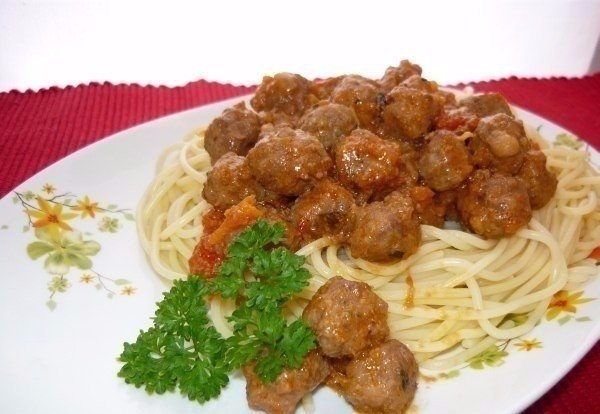Спагетти с фрикадельками - «Блюда из мяса»