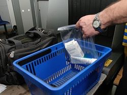 Минздрав предложил ограничить ввоз медикаментов без рецепта