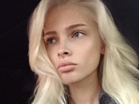 Модель Алена Шишкова показала, как выглядит без макияжа - Леди Mail.Ru - «Звезды без макияжа»