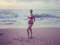 Энн Хэтэуей опередила папарацци: беременная звезда выложила фото в инстаграм - Леди Mail.Ru - «Светская жизнь»