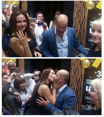 Черкасов сделал предложение Романец (фото + видео) - (Новости Дом-2)