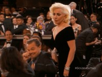 Реакция Ди Каприо на победу Гаги на Золотом глобусе стала интернет-хитом видео - Леди Mail.Ru - «Светская жизнь»