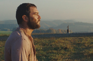 Уютные, но вполне мужские вещи для последнего месяца зимы!