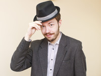 Иван Плаксин (27), переводчик, руководитель отдела в сфере металлургии - «Любовь»