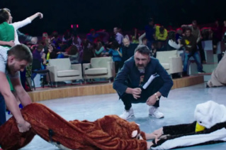 Новый запредельно смешной клип «Ленинграда» — «Обезьяна и орел»