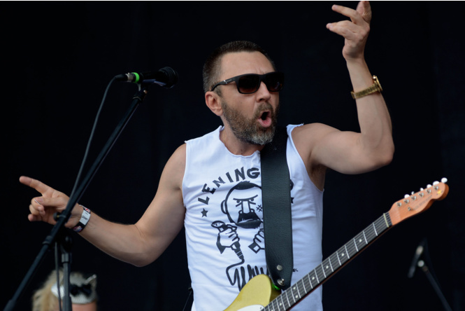 Шнур бурно прореагировал на новый клип экс-солистки «Ленинграда» Алисы Вокс