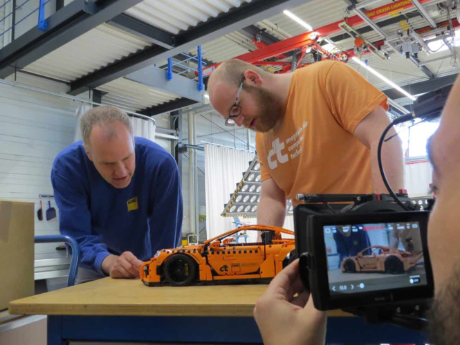 Сборную модель Porsche разбили в краш-тесте, как настоящий автомобиль