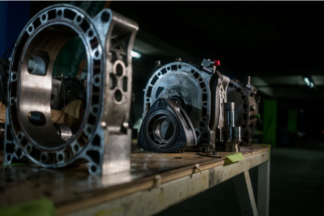 Все, что ты хотел знать о роторных двигателях, но стеснялся спросить у этих… ну, с гаечными ключами