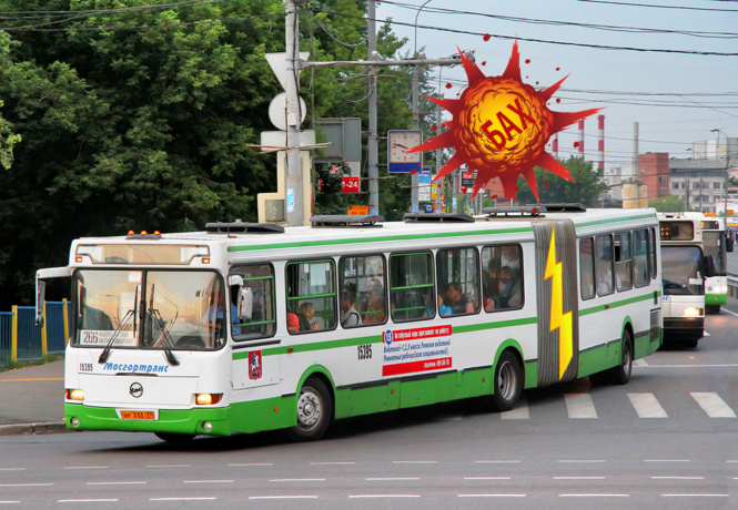 Вот что бывает, когда автобус-гармошку разрывает пополам! Видео!