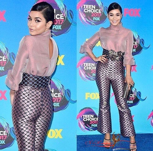 Фанаты пожаловались, что от брюк Ванессы Хадженс у них рябит в глазах - «Отдых»