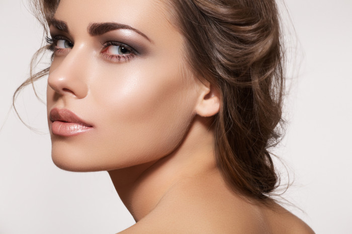 Как ухаживать за чувствительной кожей: 4 совета от косметолога - «Уход»