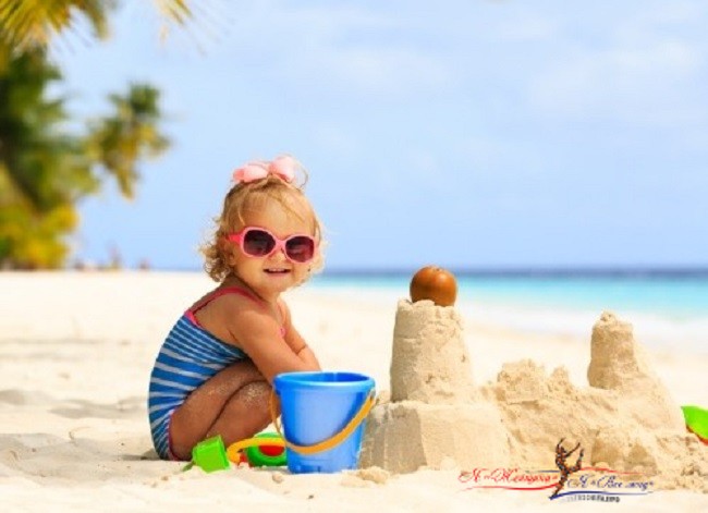 5 забавных детских игр на пляже