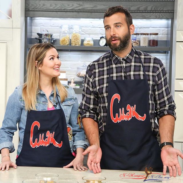 Утиная грудка с яблоками от Марии Кожевниковой - «Рецепты»