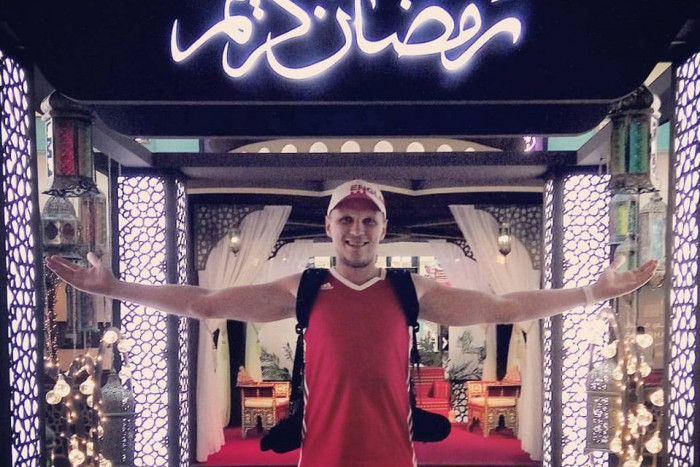 Кому подходит работа в Эмиратах и как зарабатывать от 2 тысяч долларов в месяц: личный опыт украинца - «Бизнес»