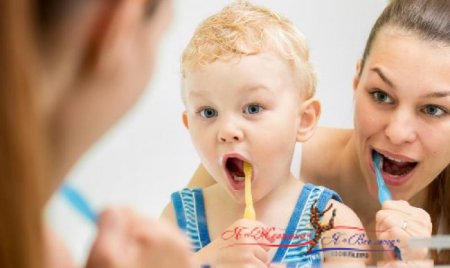 Уход за детскими зубами - самые важные правила