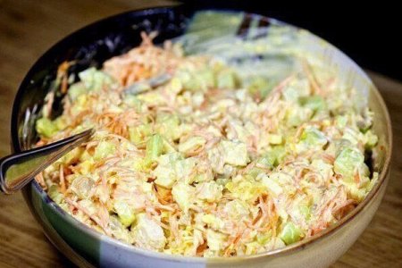 Обалденный морковный салат по-корейски с курицей и огурцами - «Закуски»