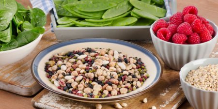 Чем пребиотики отличаются от пробиотиков? - «Здоровье»