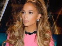 Дженнифер Лопез блистала на шоу в розовом мини-платье за $3300 - «Я как Звезда»