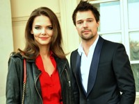 Звездные друзья, которые устали объяснять, что они не встречаются - «Я как Звезда»