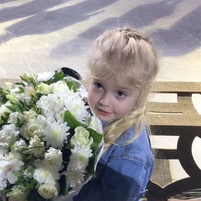 «Подхалимаж»: в Сети возмущены лестью Виктории Бони в адрес Лизы Галкиной - «Я и Дети»
