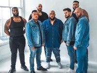 Полные мужчины сняли собственную версию рекламы Calvin Klein - «Про жизнь»