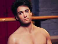 Секс-робота для женщин научили шутить - «Про жизнь»