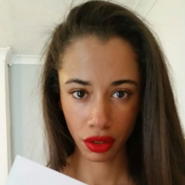 Британская студентка продает свою невинность за $1,4 миллиона - «Психология»