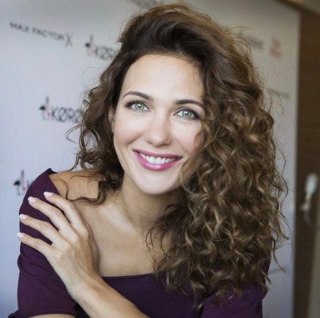 Екатерину Климову приняли за подружку-сверстницу ее 16-летней дочери - «Психология»