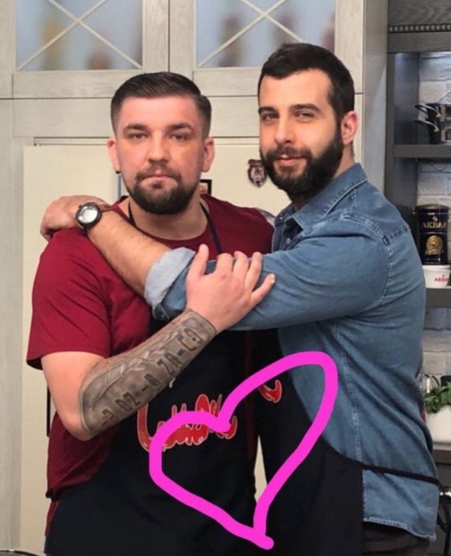 "Мужикам надо держаться вместе": Иван Ургант поделился шутливым фото с Бастой - «Я и Отдых»