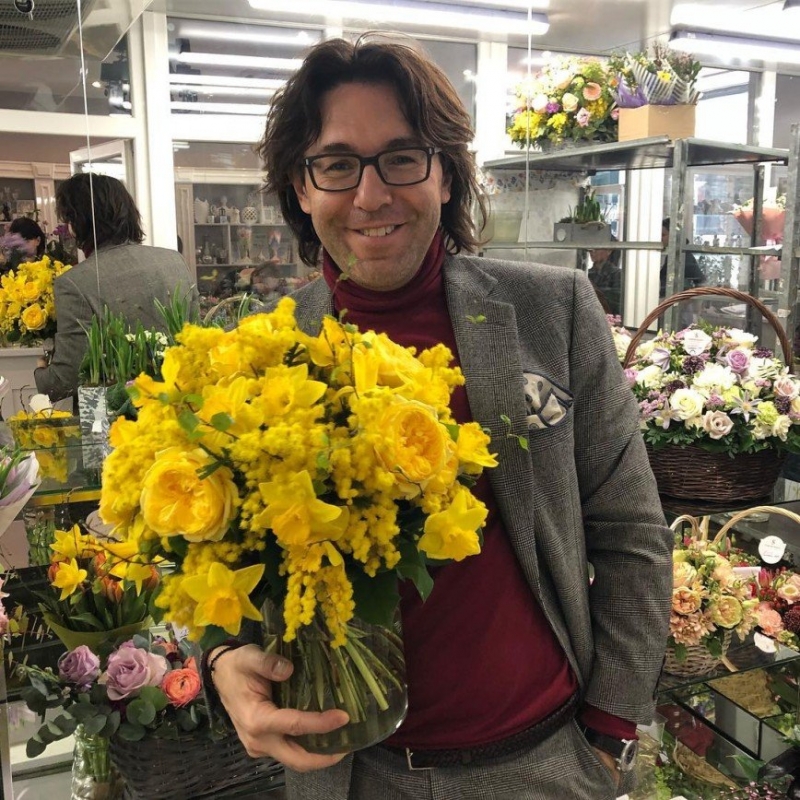 "А почему без шапки?": Андрей Малахов показал семейное фото, которое удивило фанатов - «Психология»