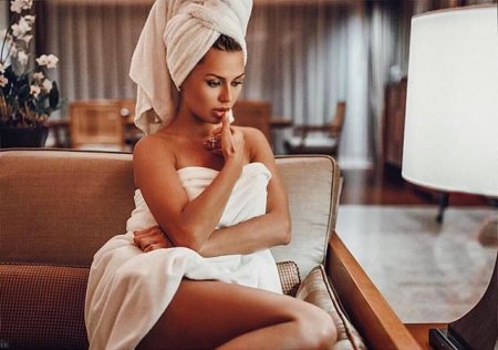 «Все торчит»: наряд Виктории Бони вызвал недоумение - «Домашние Питомцы»