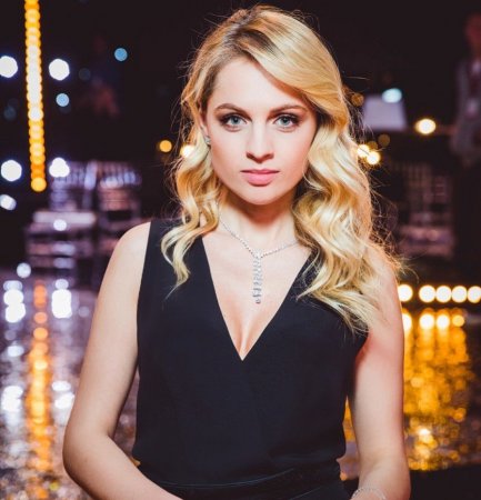 Янина Студилина вспомнила свои первые главные роли - «Домашние Питомцы»