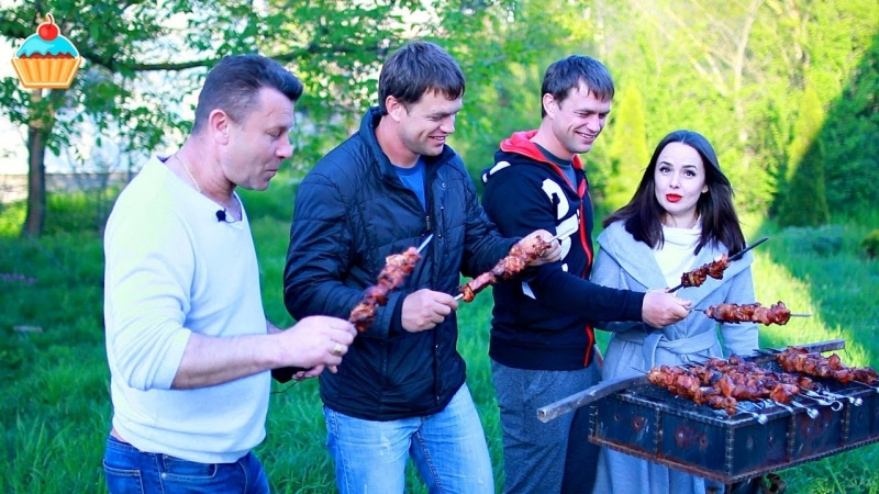 Шашлык в томатном маринаде на МАЕВКУ! - ну, оОчень вкусный!  - «Видео советы»