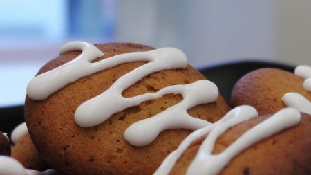 Пряное печенье с сахарной глазурью - «Видео уроки рецептов»