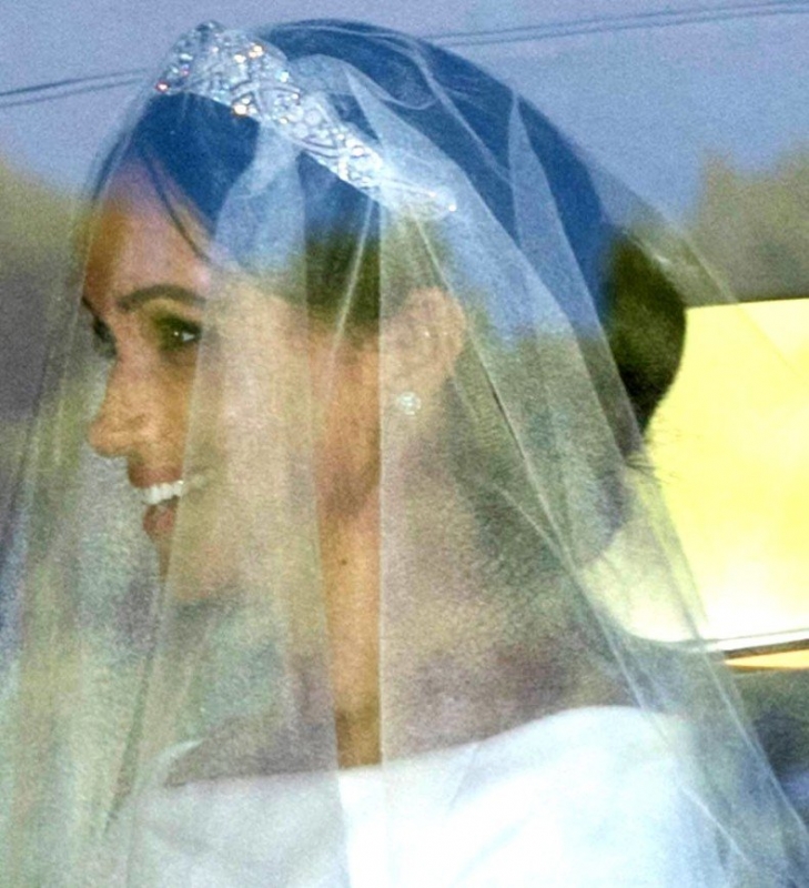 «Настоящая принцесса!»: Меган Маркл показала роскошный свадебный образ - «Домашние Питомцы»