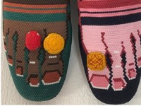 Пальцы ног стали принтом на обуви - «Про жизнь»