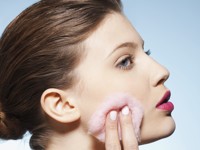 Своими руками: как сделать очищающую пенку, молочко и гель - «Я и Красота»