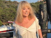 Алла Пугачева надела блузку с огромным декольте - «Я как Звезда»