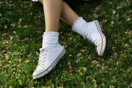 Как сохранить белую обувь белоснежной: 8 хитростей - «Уход»