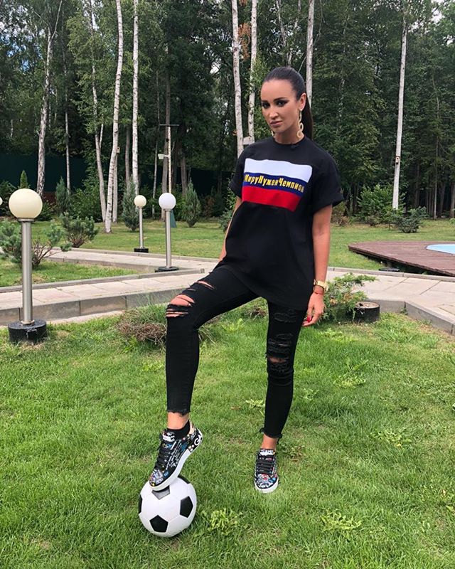 «Никаких шансов!»: Дмитрий Черышев прокомментировал желание Бузовой выйти замуж за его сына - «Я и Отдых»