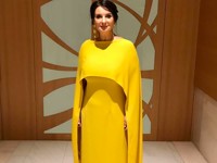 Екатерина Стриженова примерила «платье-тюльпан» - «Я как Звезда»