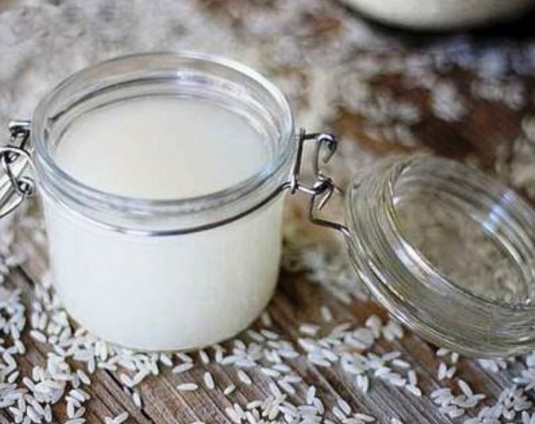 «В 60 выглядеть на 30»: Валерия Лукьянова поделилась рецептом омолаживающего тоника - «Красота»